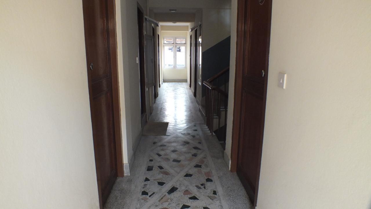 Hotel Dolphin Kathmandu Luaran gambar