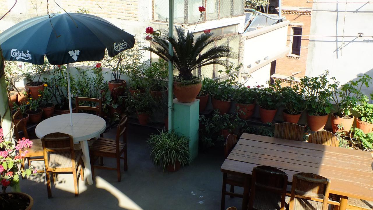 Hotel Dolphin Kathmandu Luaran gambar