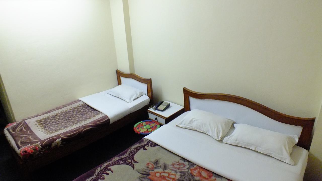 Hotel Dolphin Kathmandu Luaran gambar