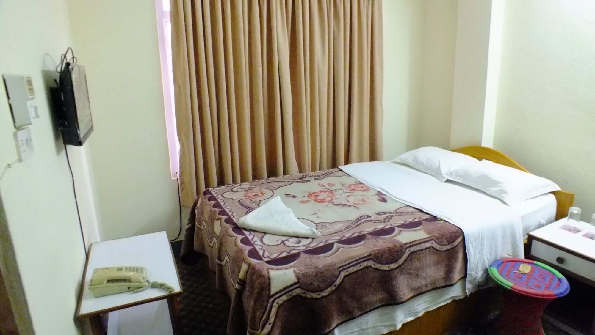 Hotel Dolphin Kathmandu Luaran gambar